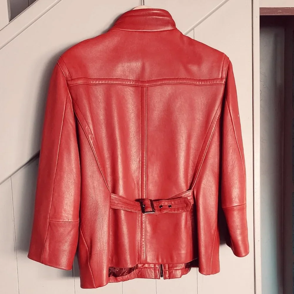Fine Leather Jacket, Jones New York, Lined, XL, adjustable in the back - Picture 2 of 3